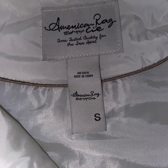 Puffy vest - Picture 4 of 4